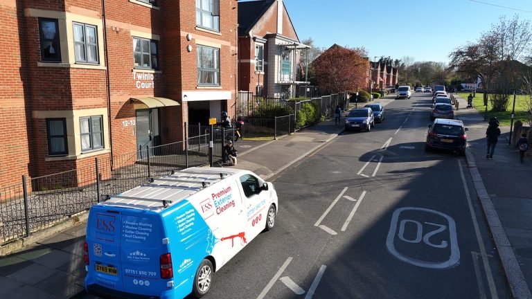 End of Tenancy Cleaning in Harrow: The Exterior Checklist Most People Miss