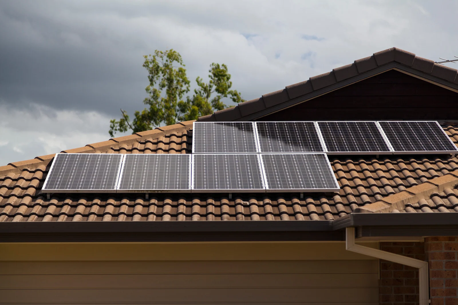 Roof Cleaning Before Solar Panels